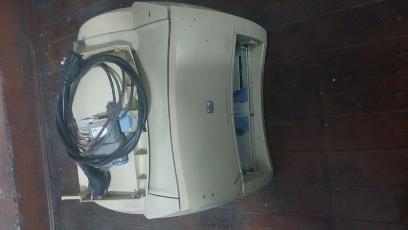 HP LaserJet 1000