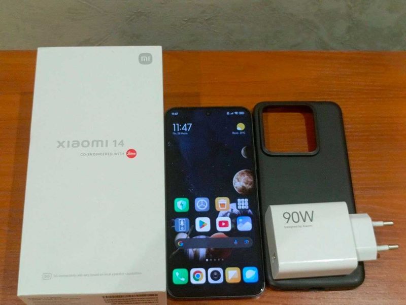 Xiaomi 14 (Global) Xiaomi 14 (Global)