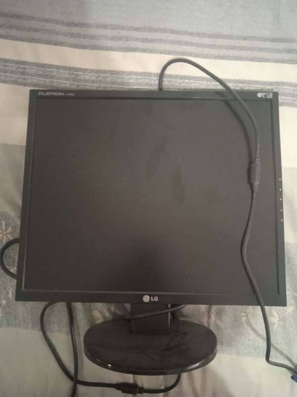 Монитор LG 75 Hz