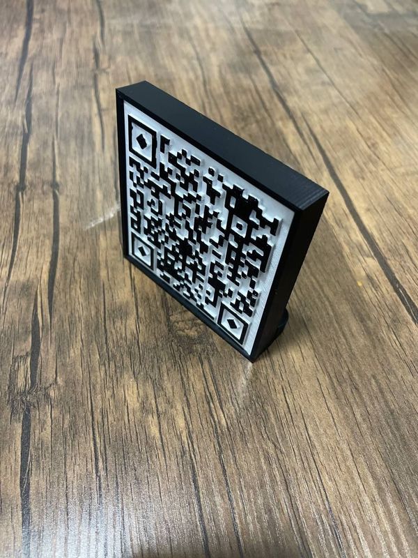 Подставка с QR кодом