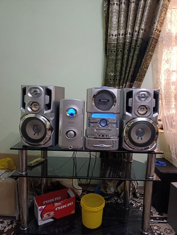 Muzikalniy sentr Pioneer xolati ideal hamma joyi ishledi Disk Radio Au Muzikalniy sentr Pioneer xolati ideal hamma joyi ishledi Disk Radio Au