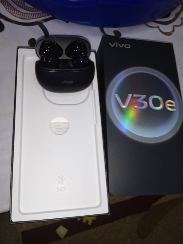 Телефон новый vivo 30e Телефон новый vivo 30e