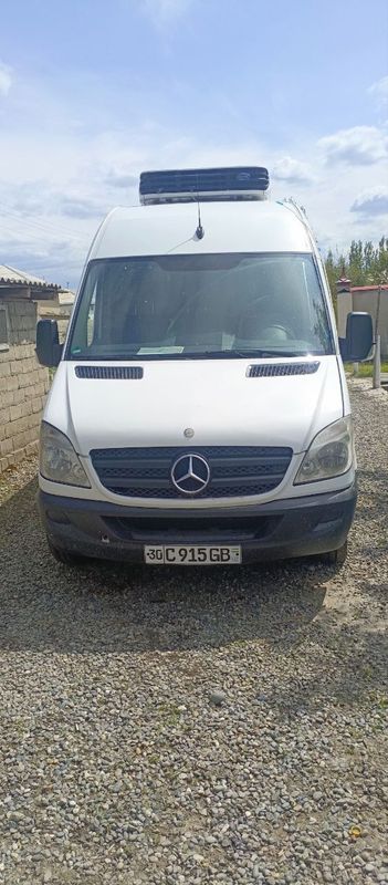 Mersedes Sprinter sotiladi srochna Mersedes Sprinter sotiladi srochna