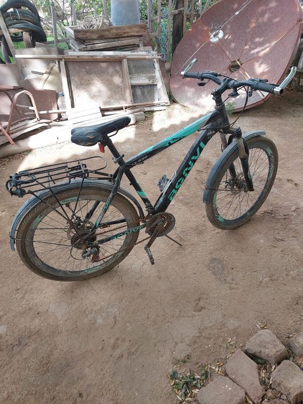 Velosipet satiladi Velosipet satiladi