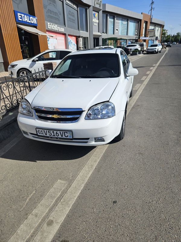 Lacetti 2010 avtomat Lacetti 2010 avtomat