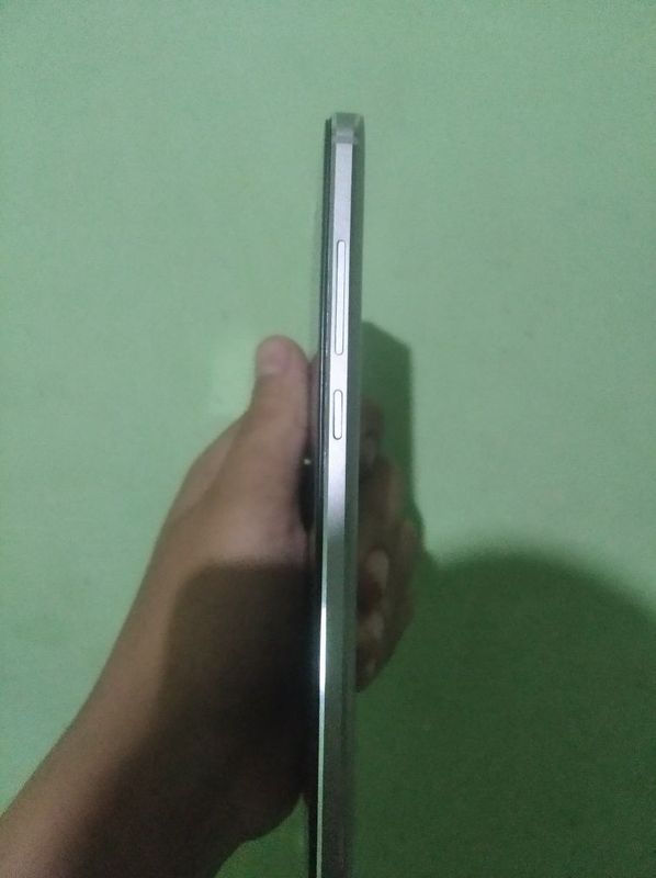 Redmi 5 plus. Yaxshi telefon Redmi 5 plus. Yaxshi telefon