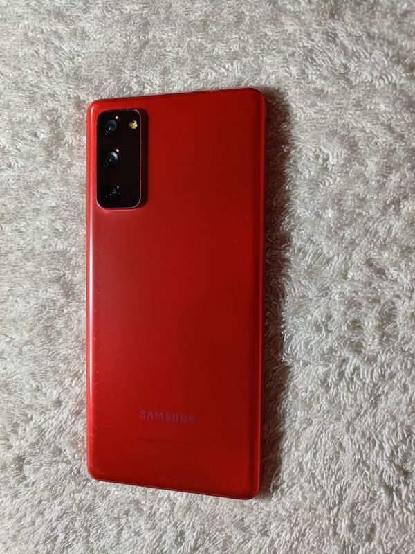 Samsung S20 Fe 5G Samsung S20 Fe 5G