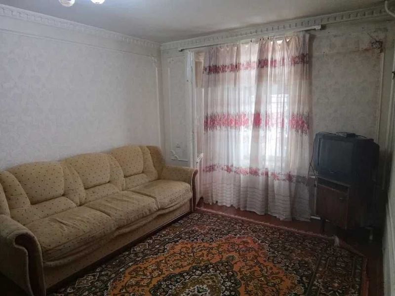 Срочно сдается квартира Чиланзар-25кв,3*4-3-5 Срочно сдается квартира Чиланзар-25кв,3*4-3-5