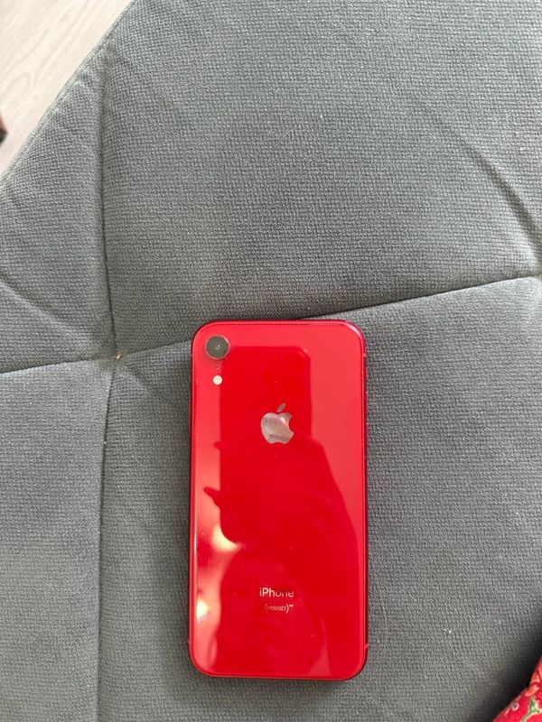 Продам IPhone XR 64 GB Продам IPhone XR 64 GB