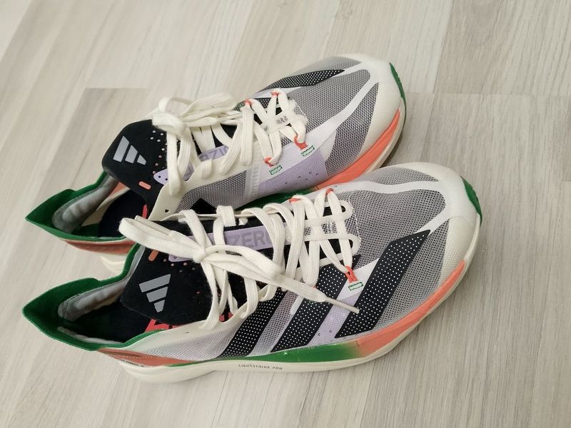 Красофки Adizero kontinental 40 размер Красофки Adizero kontinental 40 размер