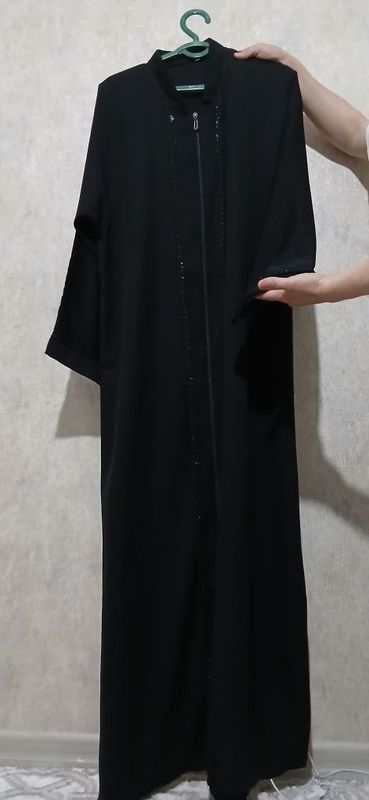 Ayollar arab abayasi Ayollar arab abayasi