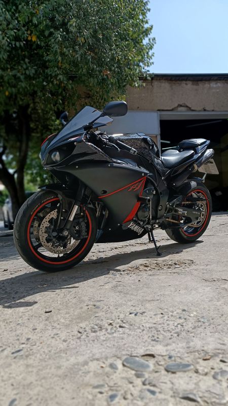 Продаётся Yamaha yzf R1