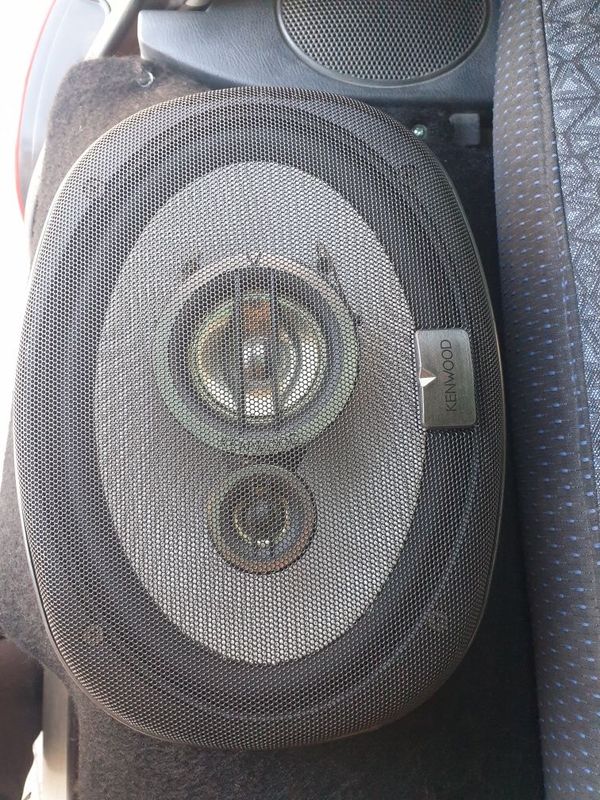 Kenwood 320 w arginal 100% Kenwood 320 w arginal 100%