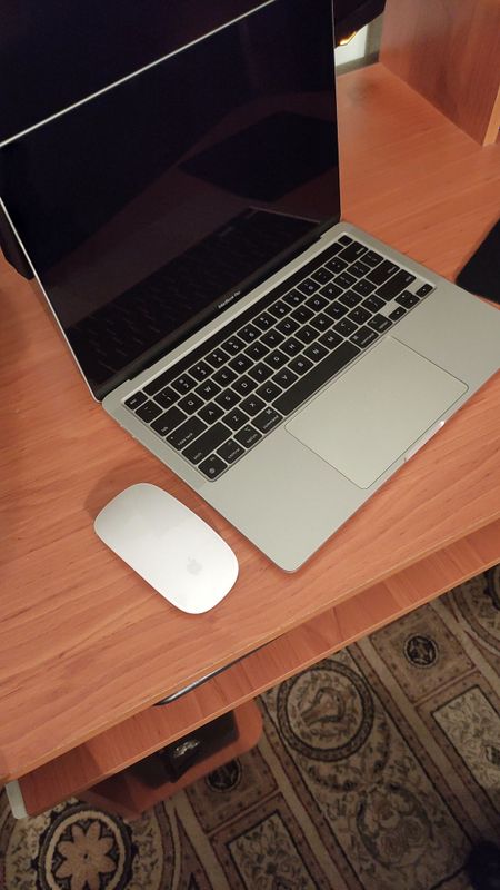 MacBook Pro 13 M1 8/256 Silver