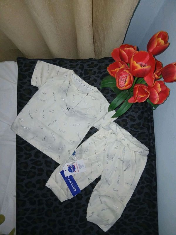 75 ming 2. 7 yoshgacha Razmer bor Xitoy yangi 75 ming 2. 7 yoshgacha Razmer bor Xitoy yangi