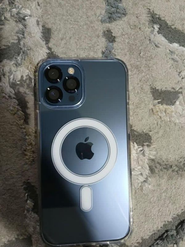 iPHONE 12 Pro Max
