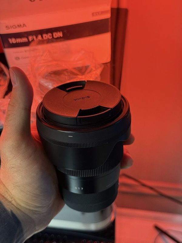 Объективы Sony e, Sigma Объективы Sony e, Sigma