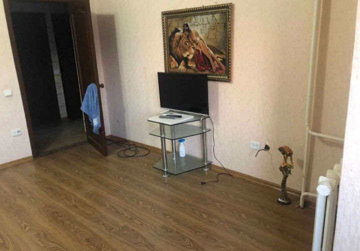Аренда квартиры в центре 1/6/9 м Ойбек евро