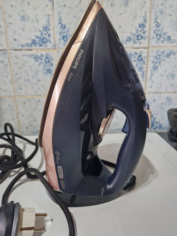 Продаётся утюг Philips Продаётся утюг Philips