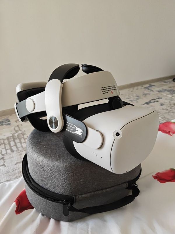 VR-шлем Meta Quest 2 VR-шлем Meta Quest 2