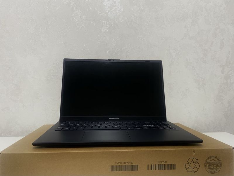 Ноутбук Asus Vivobook e1504f