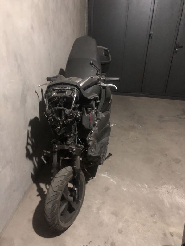 skuter n max 150cc skuter n max 150cc