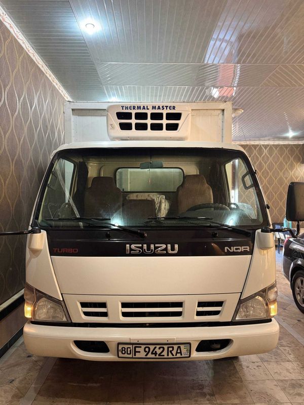 Isuzu Ref 2014 probeg 540 Isuzu Ref 2014 probeg 540