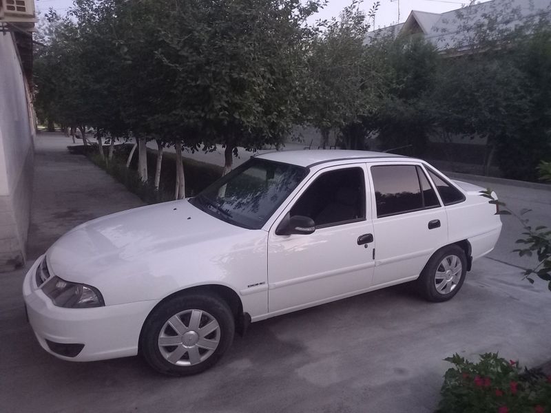 Nexia 2015 yil 1.6 oq bexarajat