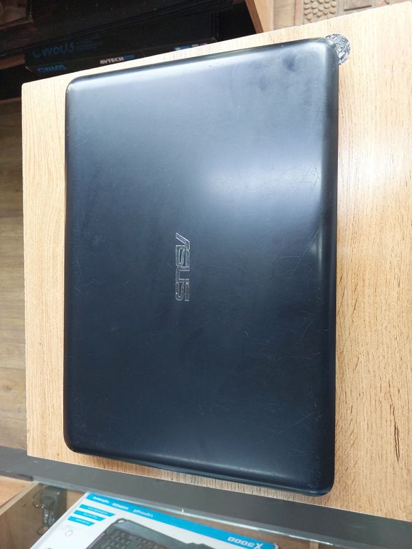Arzon narxda ofisniy noutbuk Asus 2020 Arzon narxda ofisniy noutbuk Asus 2020