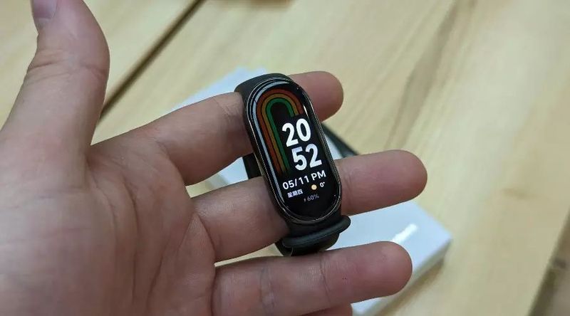 Продается Mi Smart Band 8