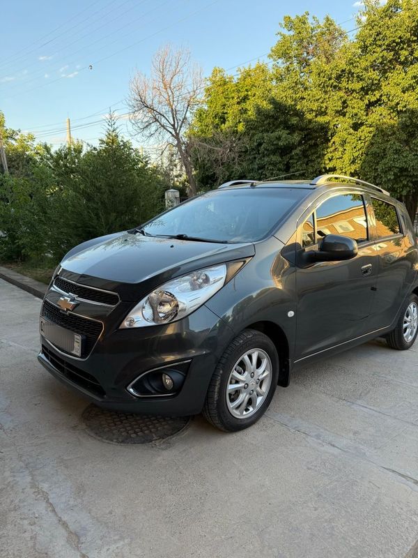 Spark sotiladi 4 pazitsya yevro Kraska toza prabeg 23500 km chixo Spark sotiladi 4 pazitsya yevro Kraska toza prabeg 23500 km chixo