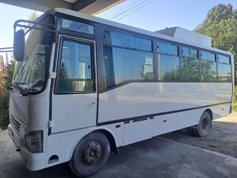 Автовус исузу кузув сотилади Автовус исузу кузув сотилади