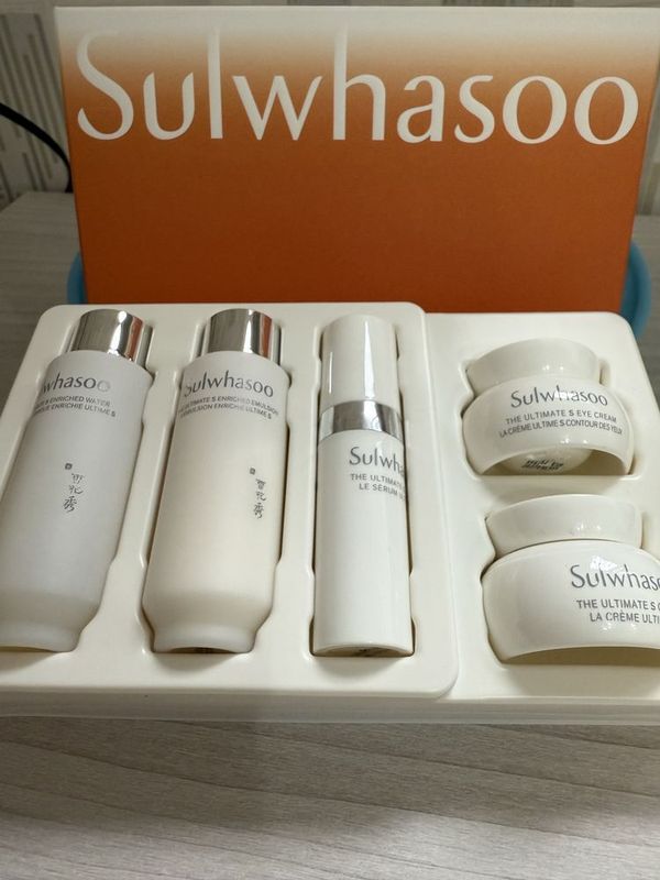 Люксовая косметика Sulwhasoo Антивозрастной уходовый набор