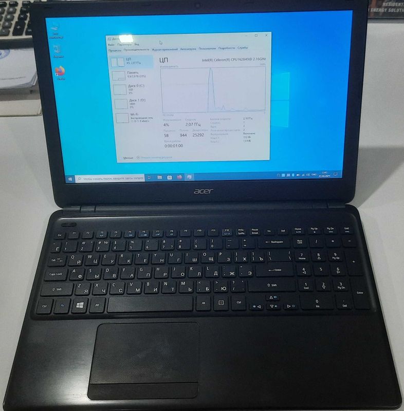 Ноутбук Acer Aspire E1