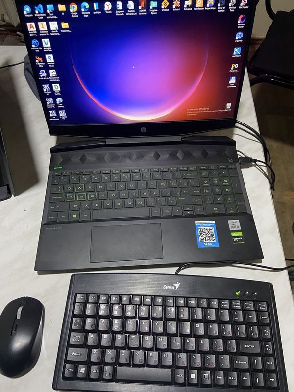 HP povilion gamming laptop 15-dk1xxx