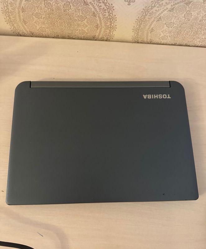 Продам ноутбук Toshiba Satellite core-i3, сост отличное, М.Горький Продам ноутбук Toshiba Satellite core-i3, сост отличное, М.Горький