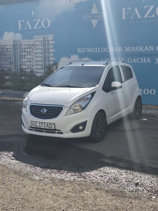 Продам Spark R2 А/Т Чистая 92000км Продам Spark R2 А/Т Чистая 92000км