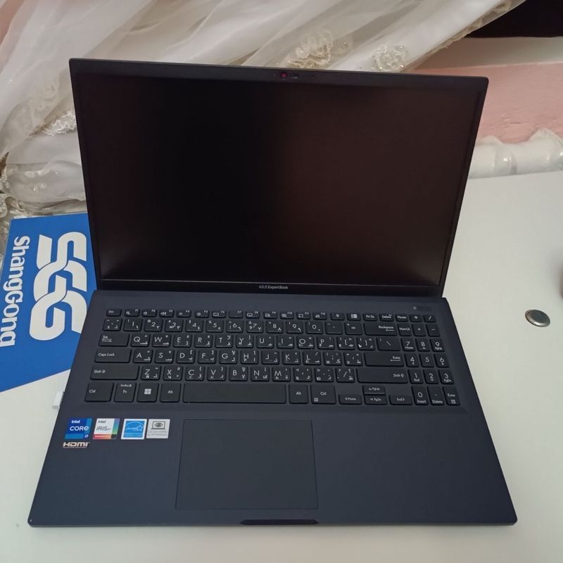 Asus Core i7 11then