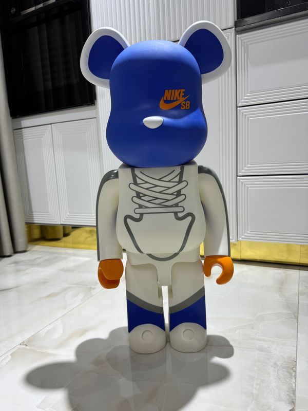 Дизайнерские брендовые игрушки Bearbrick