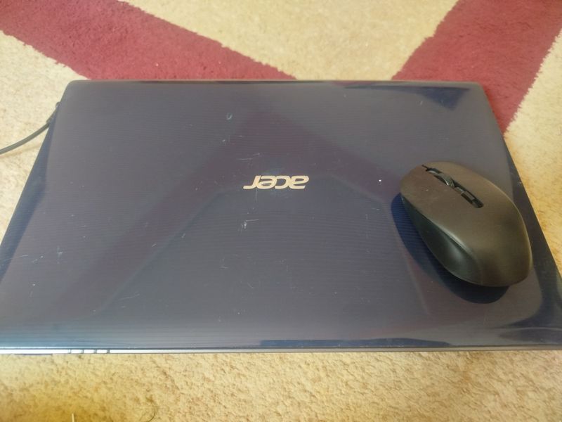 Noutbuk Acer xolati zõrrrr