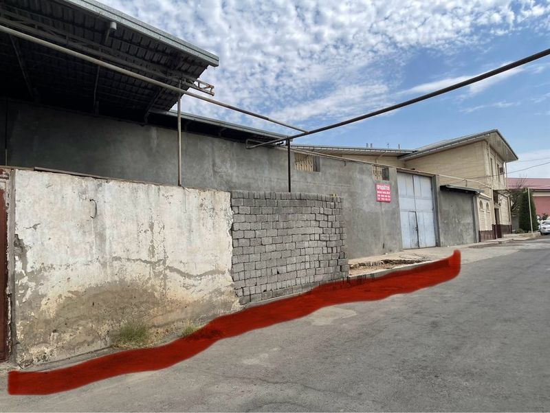 uchtepa O'rikzor Masjiddan 100 metr yaqinlikda Yer 6 sotih tahminan
