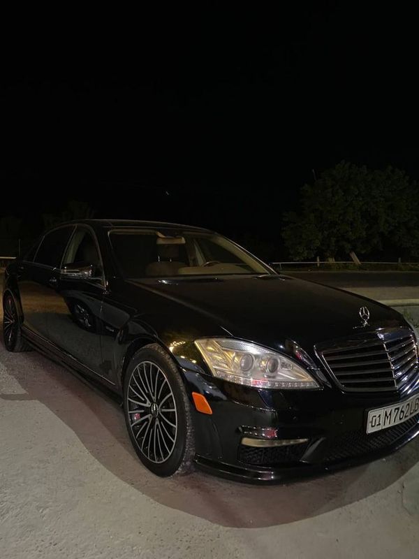 Mersades benz w221 Mersades benz w221