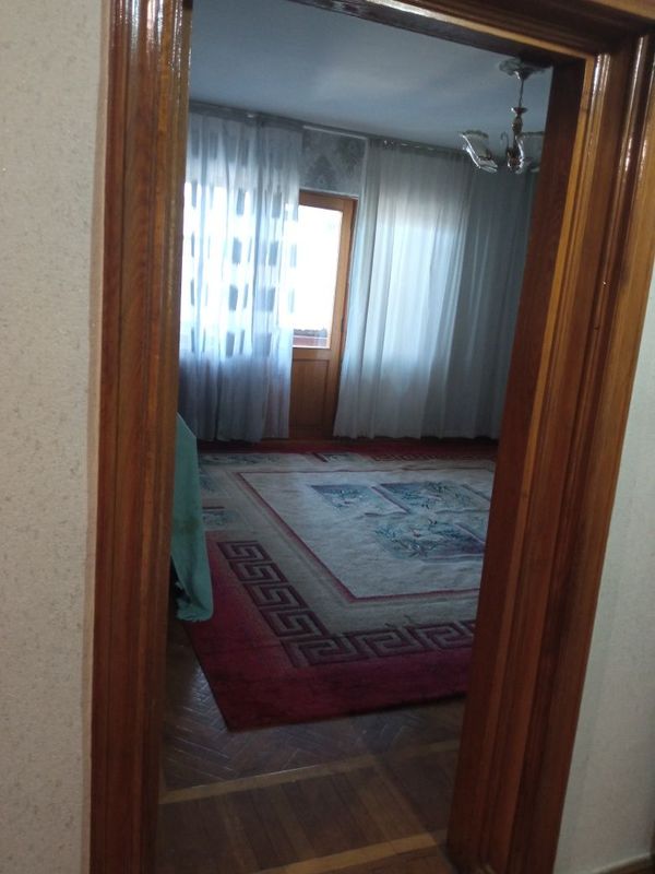 Кватирага кизлар керак Кватирага кизлар керак