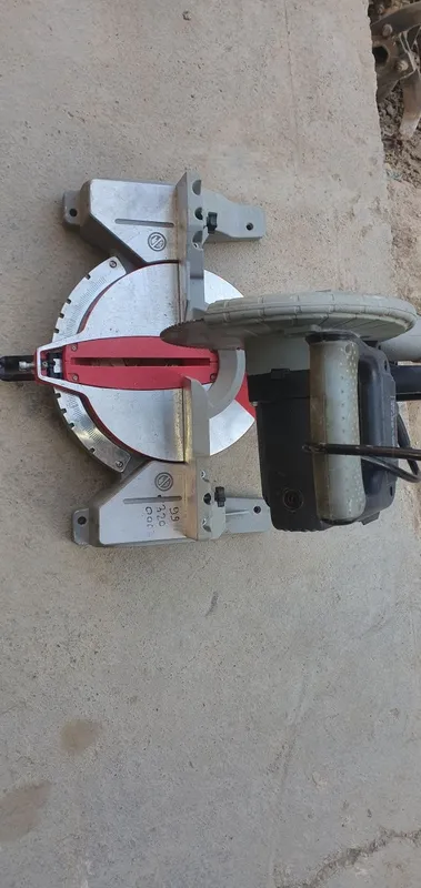 Tarsofka sotiladi kelishamiz ishlashi yaxshi qolgan malumot tel 94 297