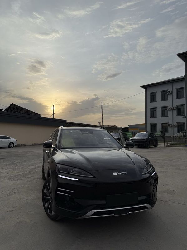BYD Song Plus EV Champion Smart/ Kredit Perecheslenie BYD Song Plus EV Champion Smart/ Kredit Perecheslenie