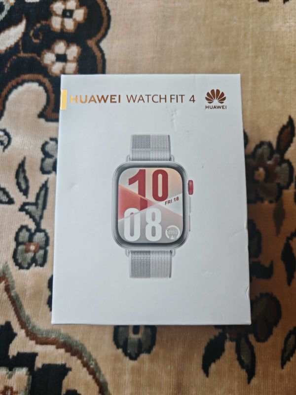 Продаются новые Huawet Watch Fit 4 Продаются новые Huawet Watch Fit 4