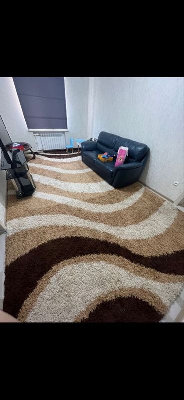 Ковер 5*3 для гостиной б/у Ковер 5*3 для гостиной б/у