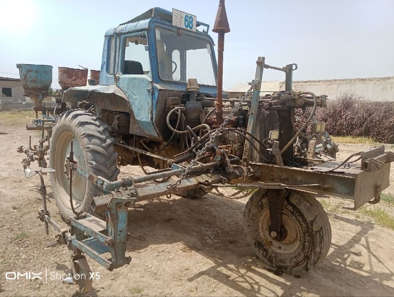 Belarus MTZ 80 Traktori sotladi Belarus MTZ 80 Traktori sotladi