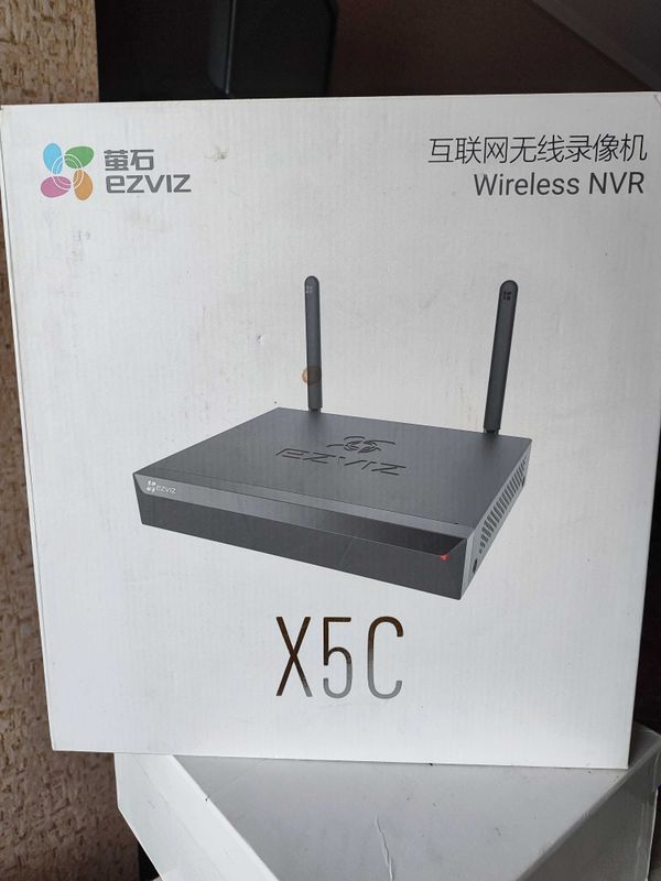 Продам Nvr ezviz x5c wifi без харда Продам Nvr ezviz x5c wifi без харда