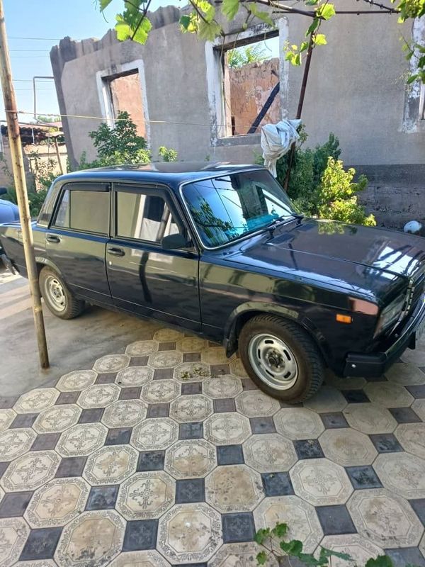 Продаётся ваз 2107. Продаётся ваз 2107.